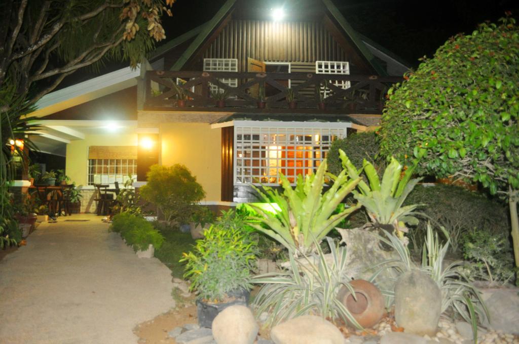 Peak House Garden Pension El Nido Bagian luar foto