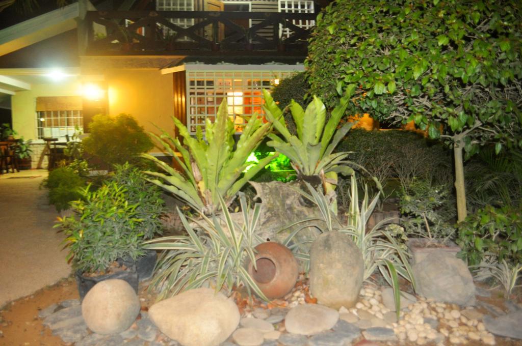 Peak House Garden Pension El Nido Bagian luar foto