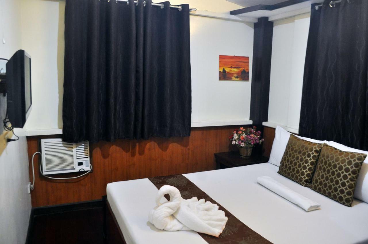 Peak House Garden Pension El Nido Bagian luar foto