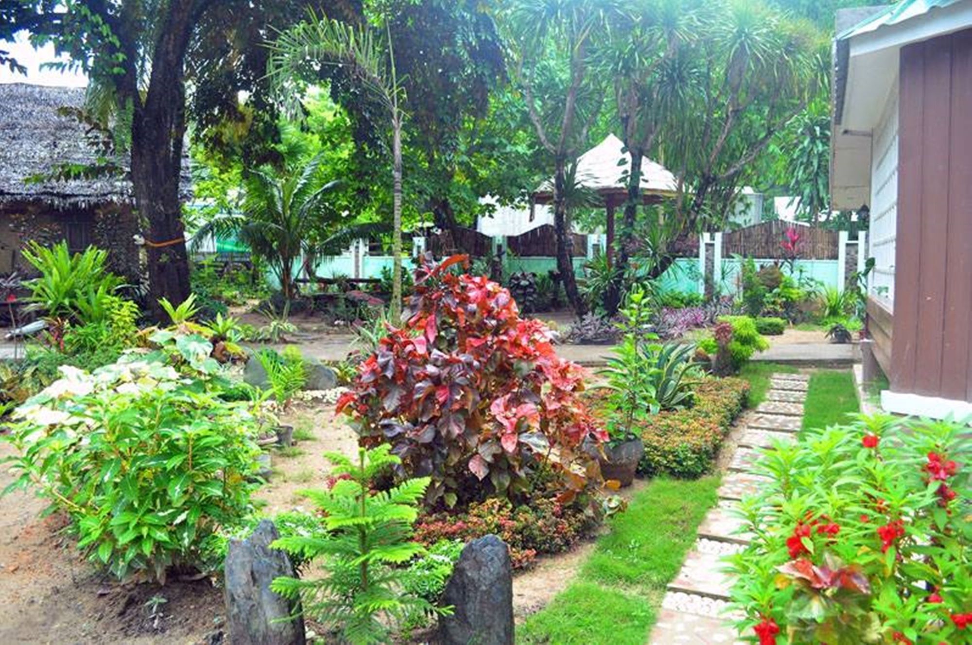 Peak House Garden Pension El Nido Bagian luar foto